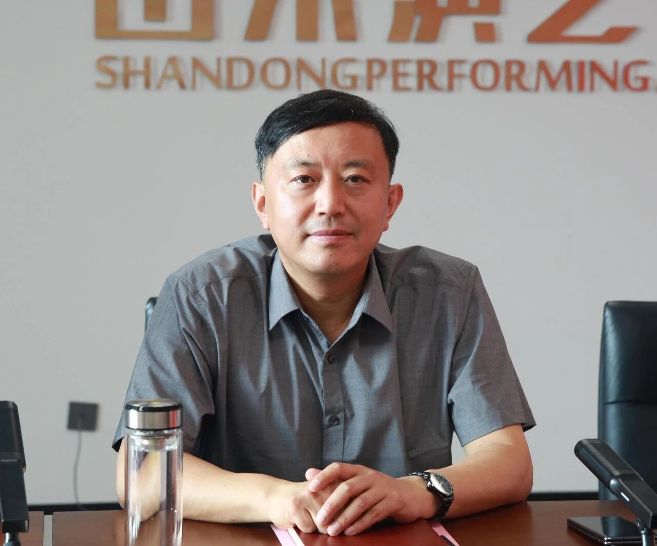 1758851892472411.jpg 3c421f65572e9e70706140b6bbb3c68e.jpg