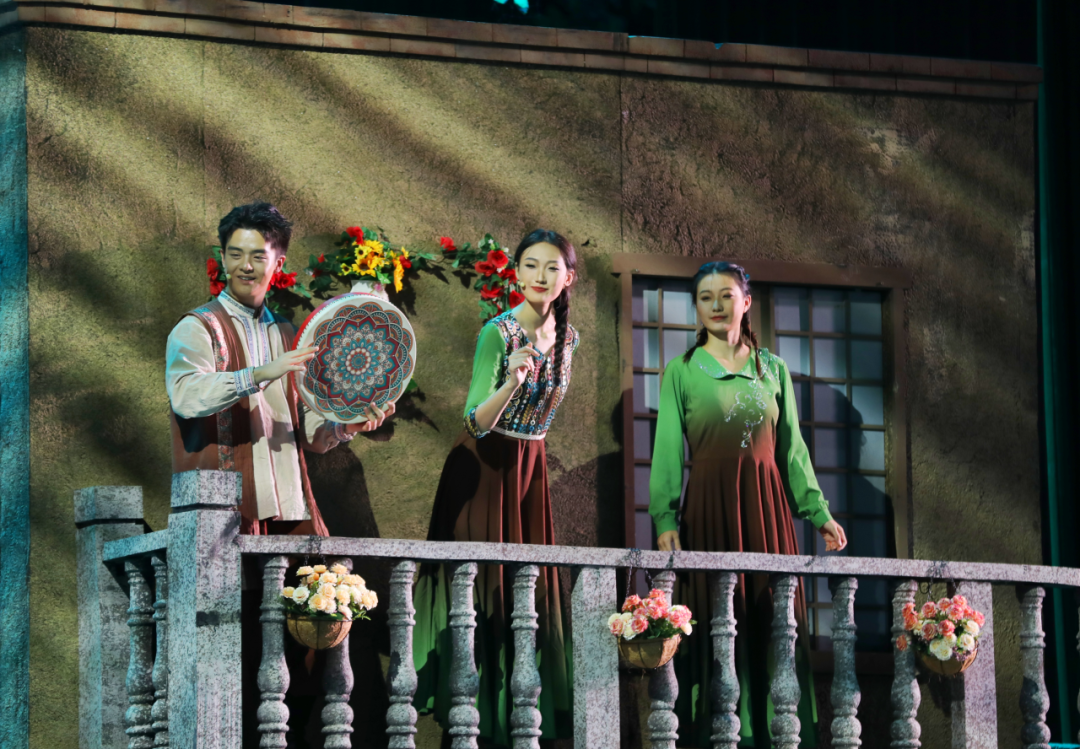 1758857802698258.png 640 (3).png